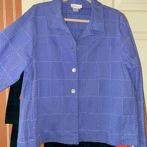 Detailed Thread Buttoned Top